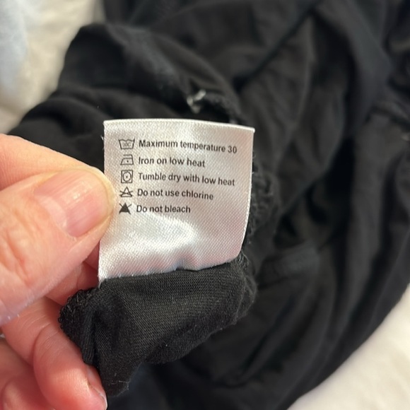 SMALLSHOW Nursing Shirt Fashionably Pregnant Black Short Sleeve size Small - Picture 9 of 9